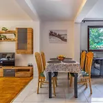 3 Bedroom Front In *