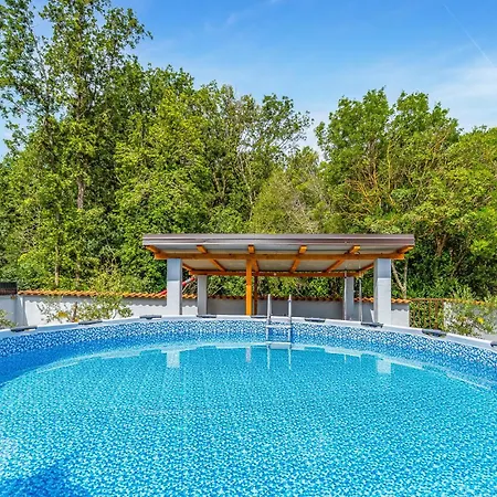 Tatil Evi 3 Bedroom Gorgeous In Medulin